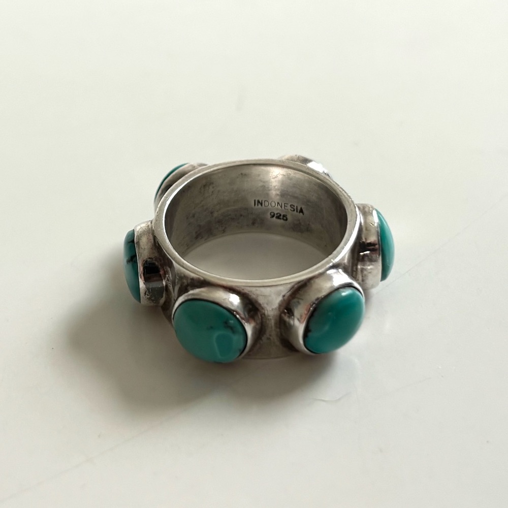 Sterling Silver Ring with Turquoise Stones Size 7 - Picture 4 of 9